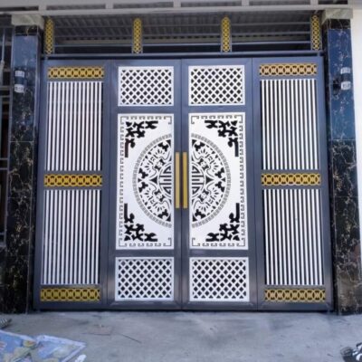 Ảnh cửa sắt nhà phố xây nhà trọn gói